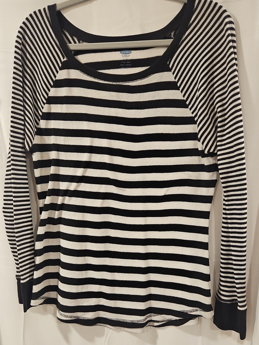 Old Navy Black and White Striped Long-Sleeve Scoop Neck Top